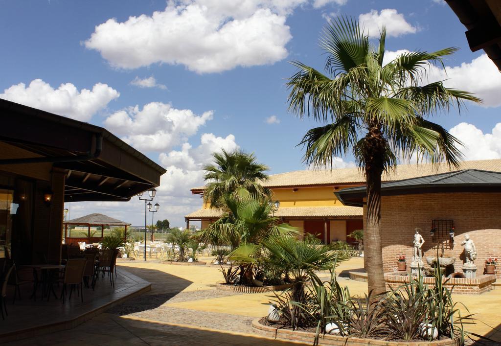 אלקזר דה סן חואן Hotel Chateau Vinasoro מראה חיצוני תמונה