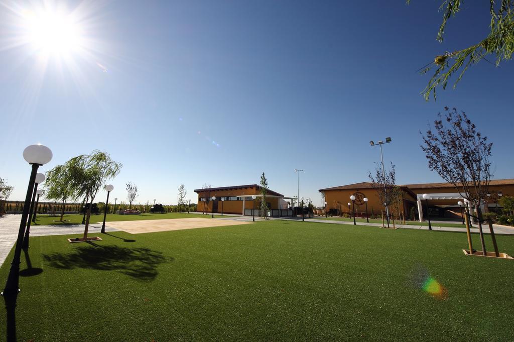 אלקזר דה סן חואן Hotel Chateau Vinasoro מראה חיצוני תמונה