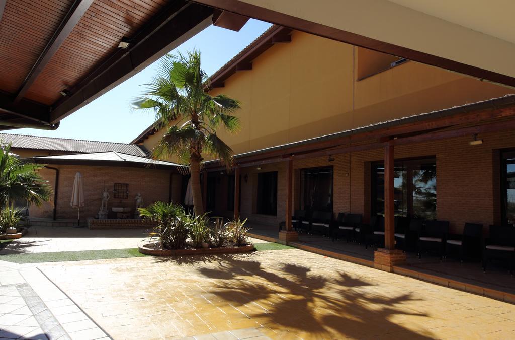 אלקזר דה סן חואן Hotel Chateau Vinasoro מראה חיצוני תמונה