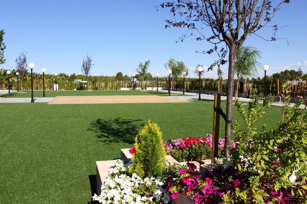 אלקזר דה סן חואן Hotel Chateau Vinasoro מראה חיצוני תמונה