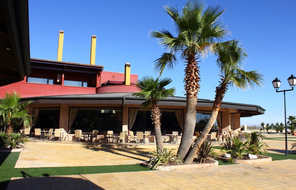 אלקזר דה סן חואן Hotel Chateau Vinasoro מראה חיצוני תמונה