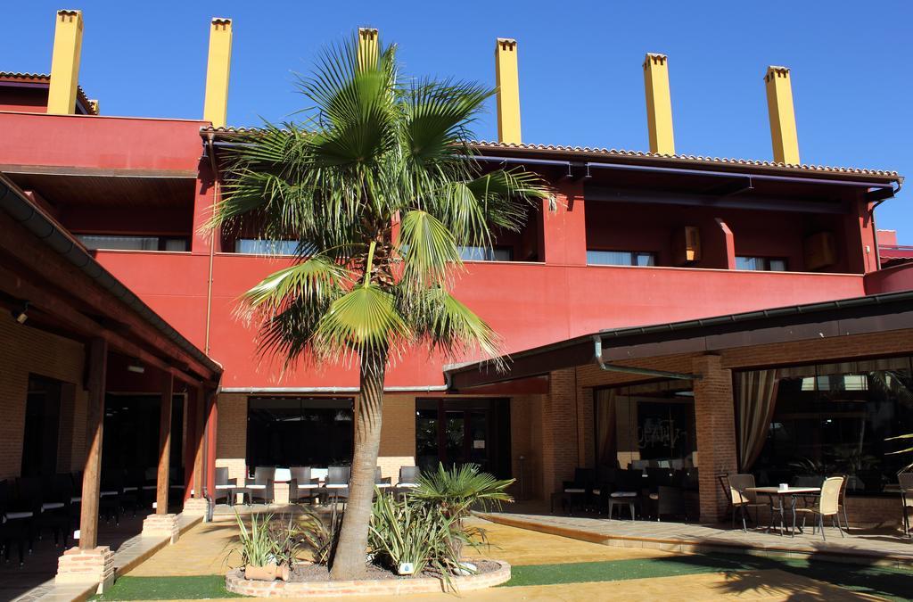 אלקזר דה סן חואן Hotel Chateau Vinasoro מראה חיצוני תמונה